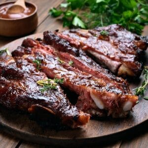 Шашлык из свинины на углях с доставкой в Харькове — сочный ошеек от Shashlik №1